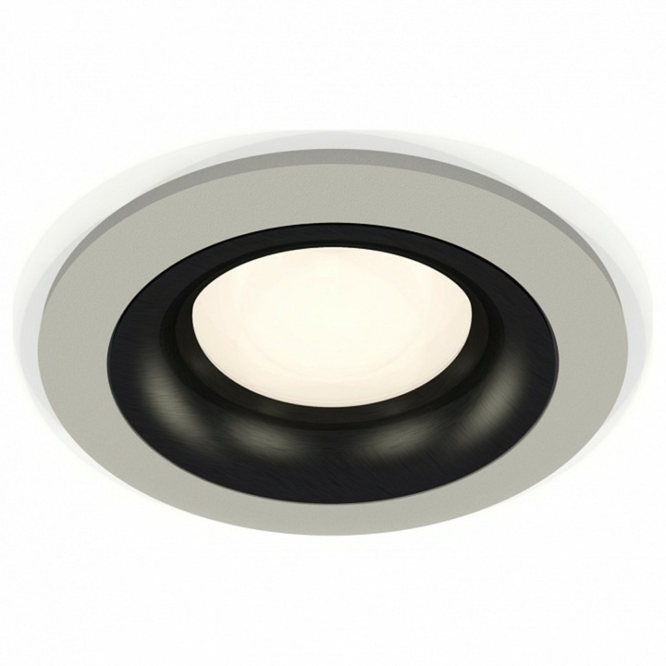 Фото Встраиваемый светильник Ambrella Light XC XC7623002 AMBR_XC7623002 - интернет-магазин МегаТерем в Москве