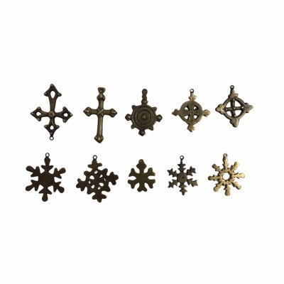 Набор елочных игрушек из 10...