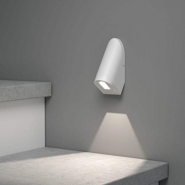 Фото Накладной светильник Elektrostandard Bit a063975 ELK_a063975 - интернет-магазин МегаТерем в Москве