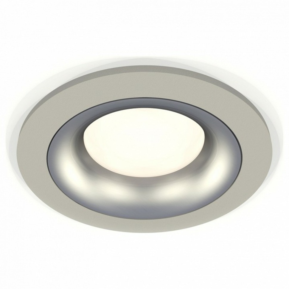 Фото Встраиваемый светильник Ambrella Light XC XC7623004 AMBR_XC7623004 - интернет-магазин МегаТерем в Москве