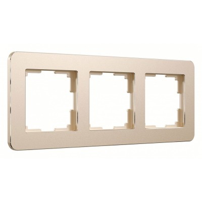 Рамка на 3 поста Werkel Pla...