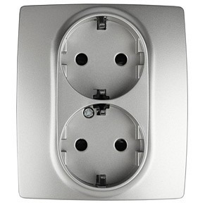 Фото Розетка двойная с заземлением и со шторкой, без рамки Эра Эра 12 12-2104-03 ER_B0014701 - интернет-магазин МегаТерем в Москве