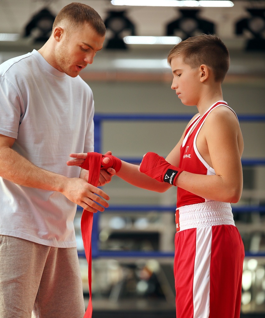 Фото Бинт боксеркий INSANE CRUSHER, хлопок, красный, 4,5 м (2114218) - интернет-магазин МегаТерем в Москве