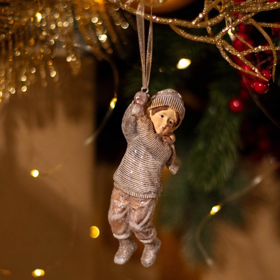 Фото Елочное украшение мальчик 4х4х12 см Lefard (162-1302) - интернет-магазин МегаТерем в Москве