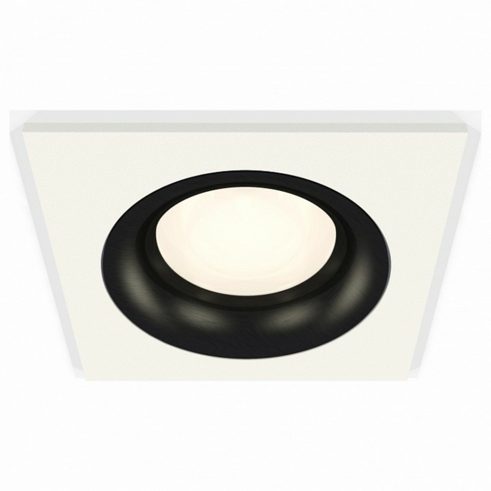 Фото Встраиваемый светильник Ambrella Light XC XC7631002 AMBR_XC7631002 - интернет-магазин МегаТерем в Москве