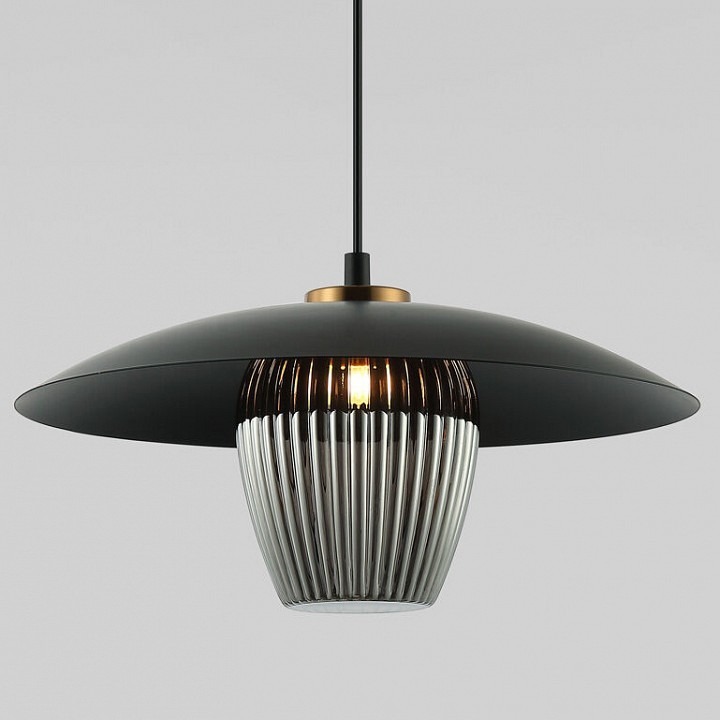 Фото Подвесной светильник Eurosvet Kamari 50259/1 черный/дымчатый EV_a064946 - интернет-магазин МегаТерем в Москве