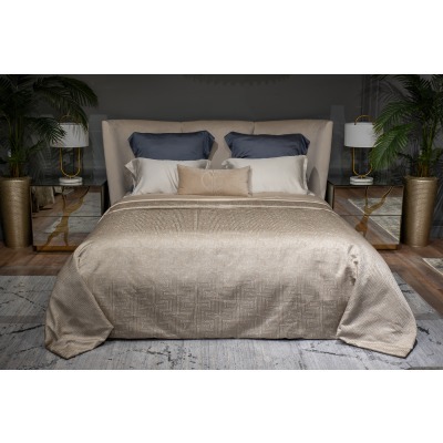 Покрывало Gloss бежевое 260...