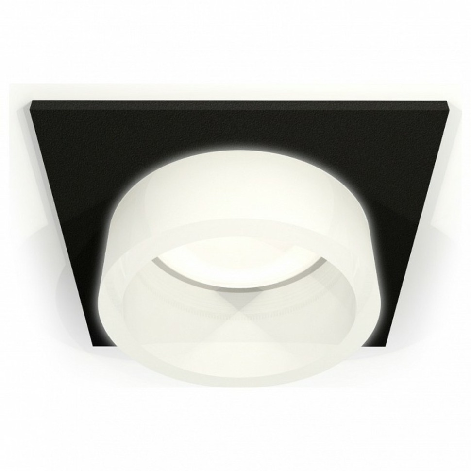 Фото Встраиваемый светильник Ambrella Light XC XC6521065 AMBR_XC6521065 - интернет-магазин МегаТерем в Москве