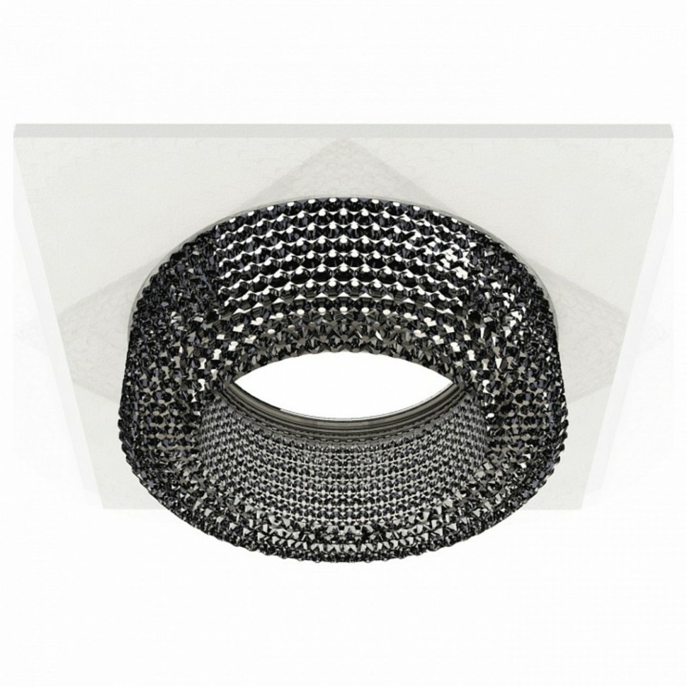 Фото Встраиваемый светильник Ambrella Light XC XC7631021 AMBR_XC7631021 - интернет-магазин МегаТерем в Москве