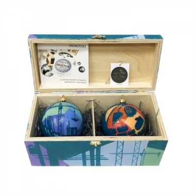 Новогодний набор на 2 шара ...