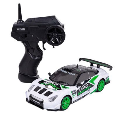 Радиоуправляемая машина для дрифта Nissan 350Z (19 см, 15 км/ч, сменные колеса, фишки) (SC24A11)