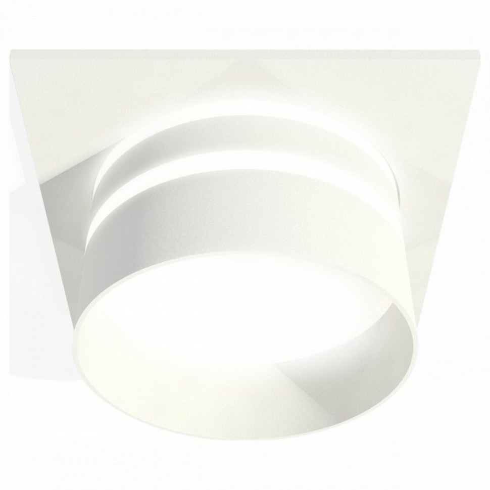 Фото Встраиваемый светильник Ambrella Light XC XC7631042 AMBR_XC7631042 - интернет-магазин МегаТерем в Москве