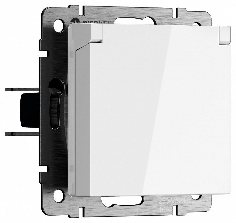 Фото Розетка влагозащищенная с заземлением и со шторкой, без рамки с крышкой Werkel белые W1171201 WRK_a069588 - интернет-магазин МегаТерем в Москве